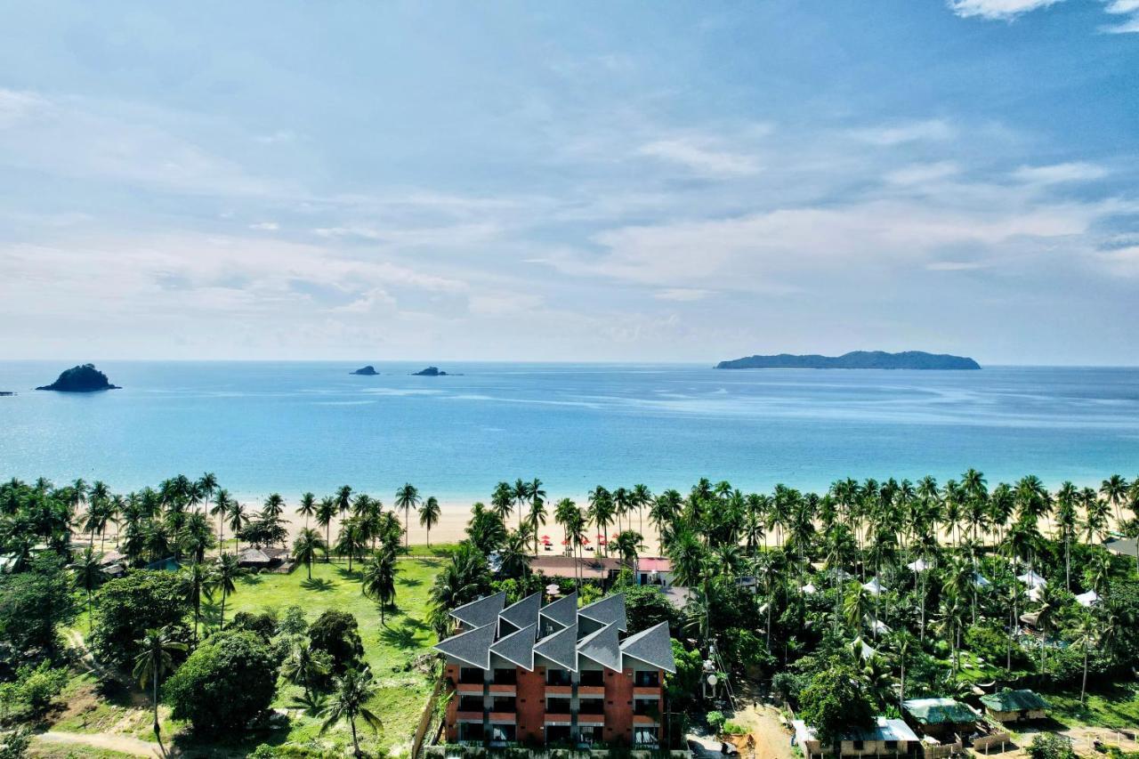 Nacpan Beach Resort Managed By H Hospitality Group El Nido Luaran gambar